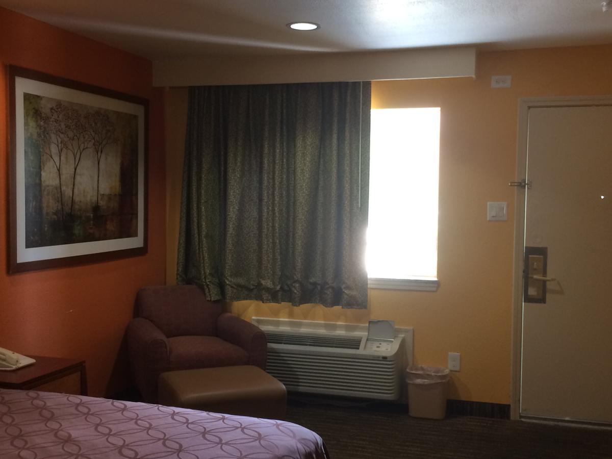 Select Inn And Suites Houston Buitenkant foto